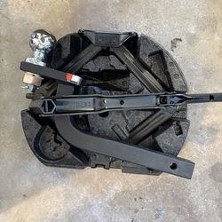 Roadside Repair Kit + Tow Hitch