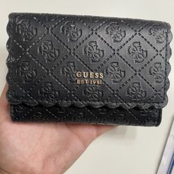 Guess Wallet 