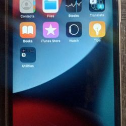 Like New UNLOCKED Apple iPhone 11 $275