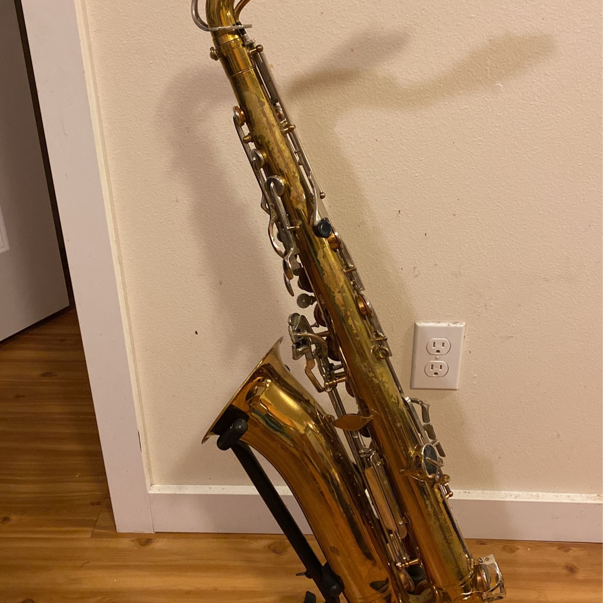Tenor Saxophone Bundy