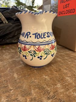 R.Toledom vase