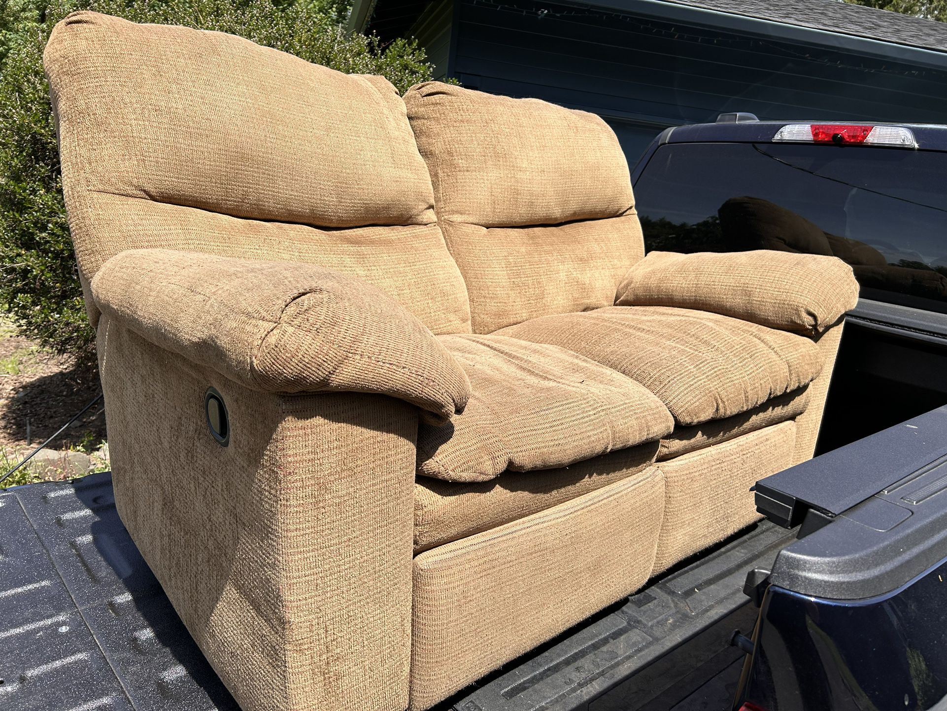 Delivery Available - Loveseat, Couch Recliner Sofa