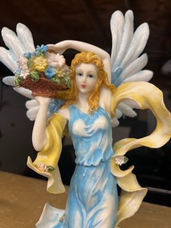 Unique Yanglin Collection Angel Figurine