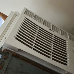 AC UNIT
