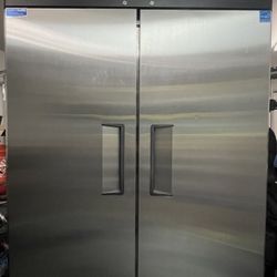 EXCELLENT TURBO AIR STAINLESS STEEL REFRIGERATOR 