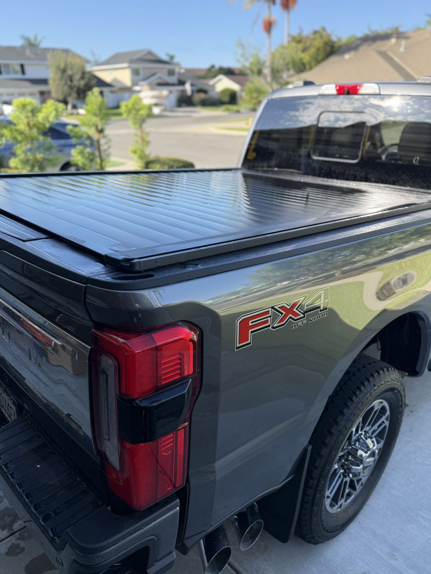 Tonneau Cover Ford Super Duty