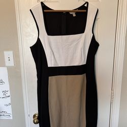 Banana Republic Womens Dress size 14 Black White Beige Sheath Short Sleeveless