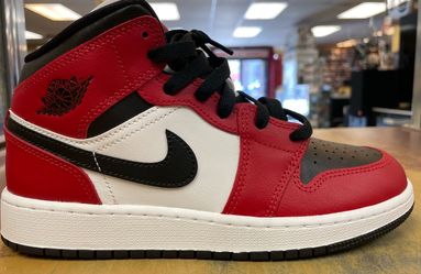 5.5Youth Retro Air Jordan 1 Mid “Chicago Black Toe” Classic White, Gym Red & Black Leather