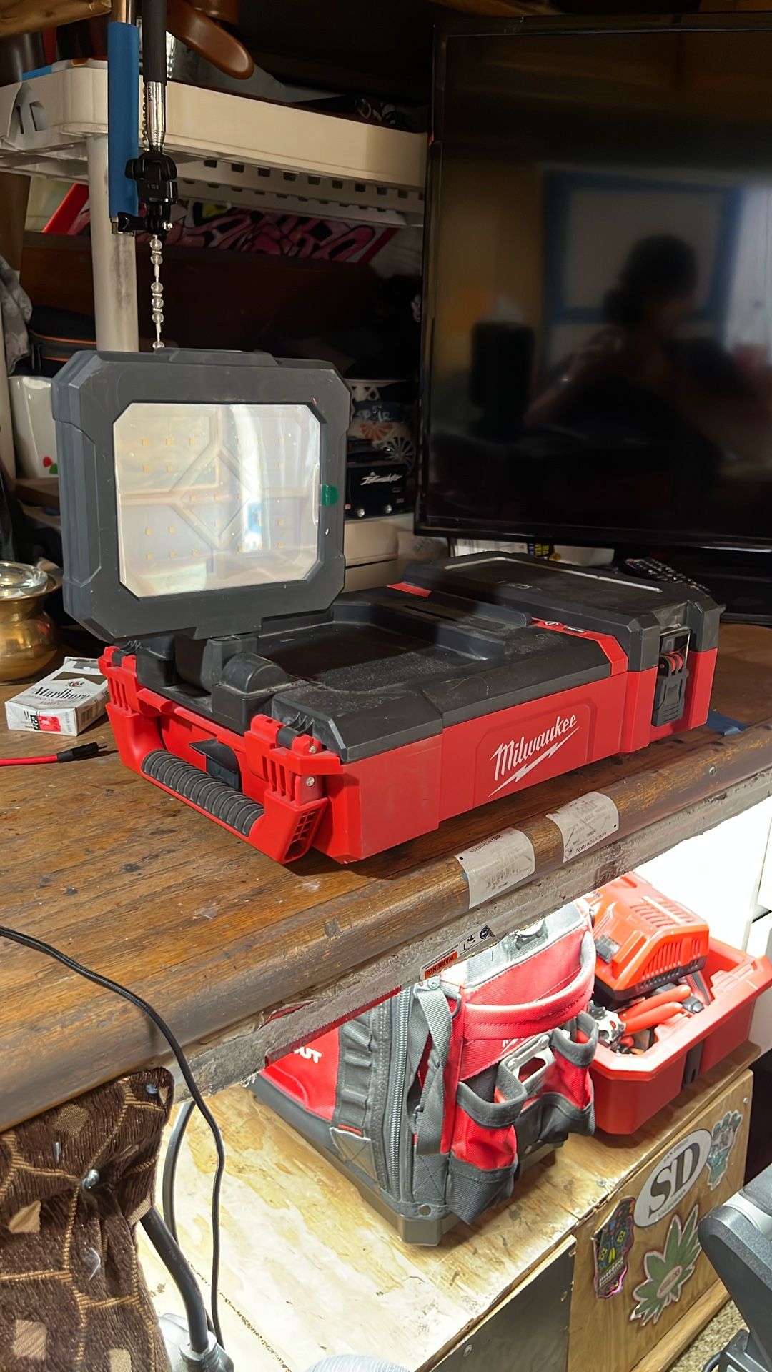 Milwaukee Pack Out Box With Flood Light
