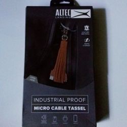 Micro Cable Tassel 