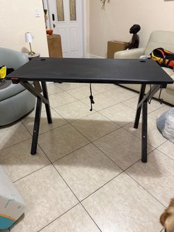 Black Gaming Desk