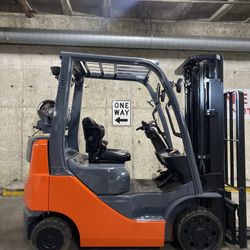 2021 TOYOTA M8 forklift for sale 5500 lb 