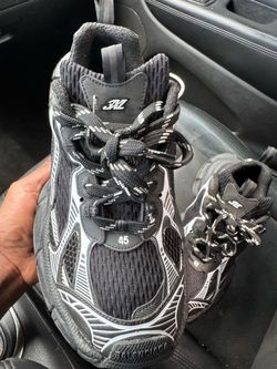 Balenciagas 3XL