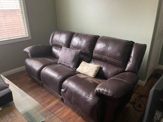 3 seats leather sofa