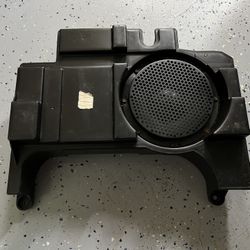 Nissan Titan Subwoofer