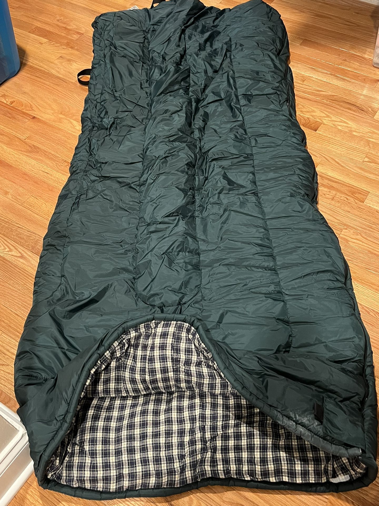 L.L.Bean Adult Sleeping Bag - Green
