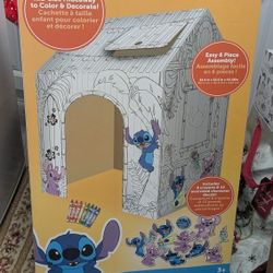 Stitch DIY Tropical Hideaway Play Set, kid-size hideaway to color and decorate