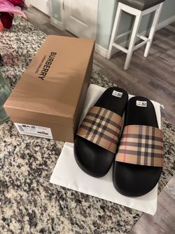 Plaid Slides / Sandals NIB (With Box & Dust Bag)