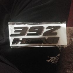 Hemi 392 Emblem