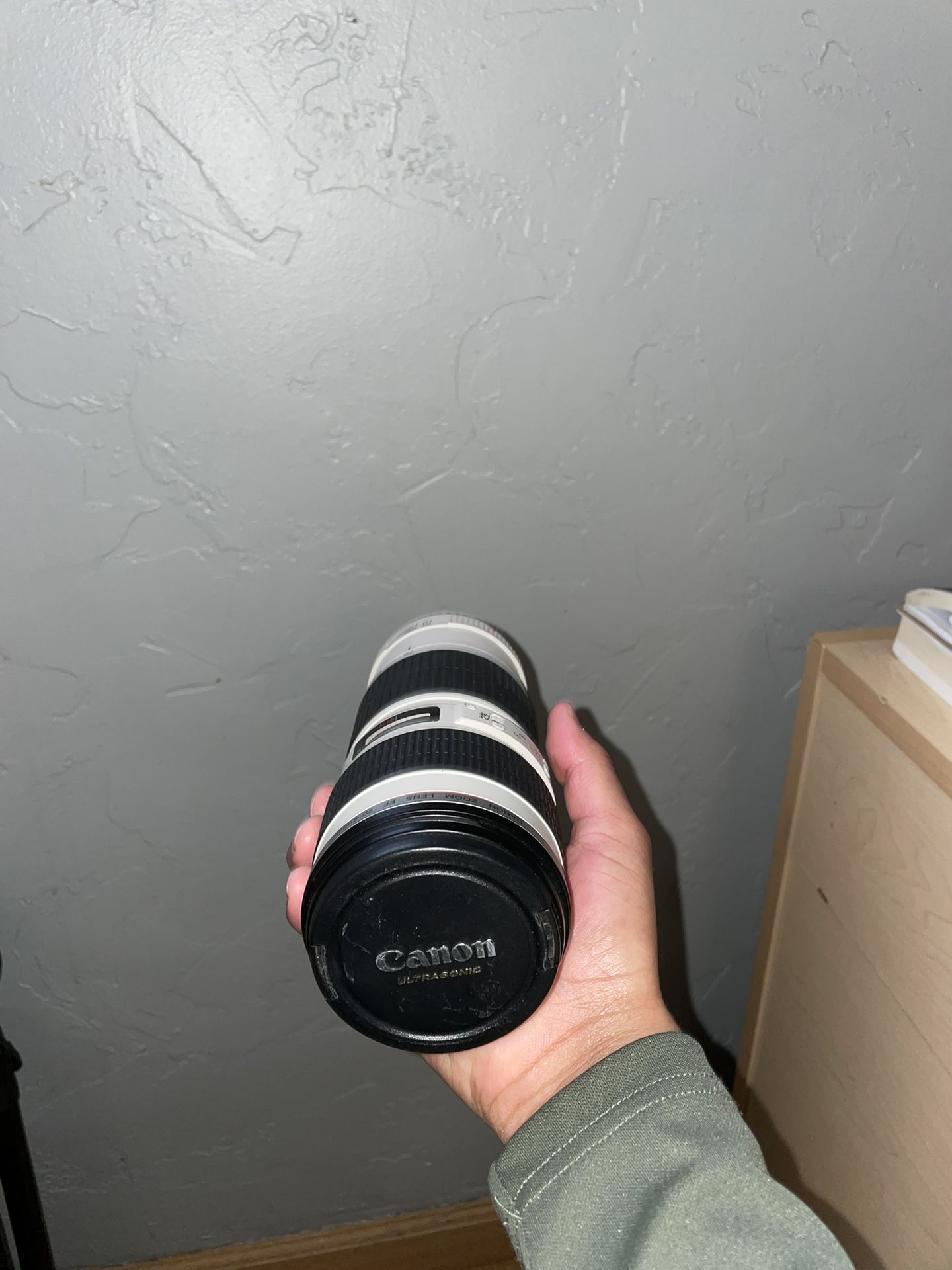 70-200 mm Canon Lens 
