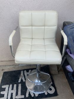 Make Up Chair 