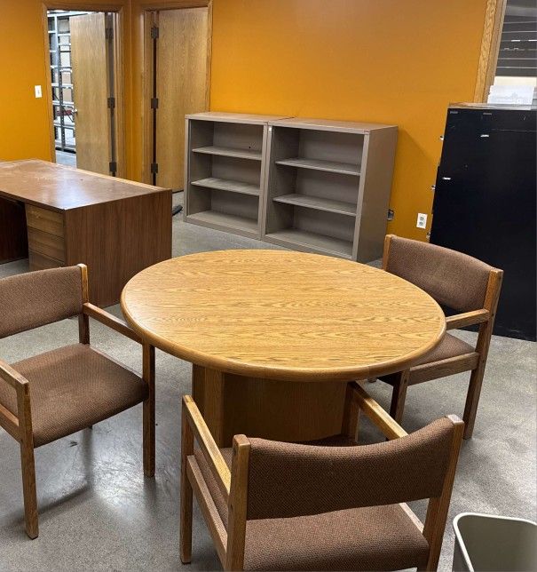 office furniture table and chairs