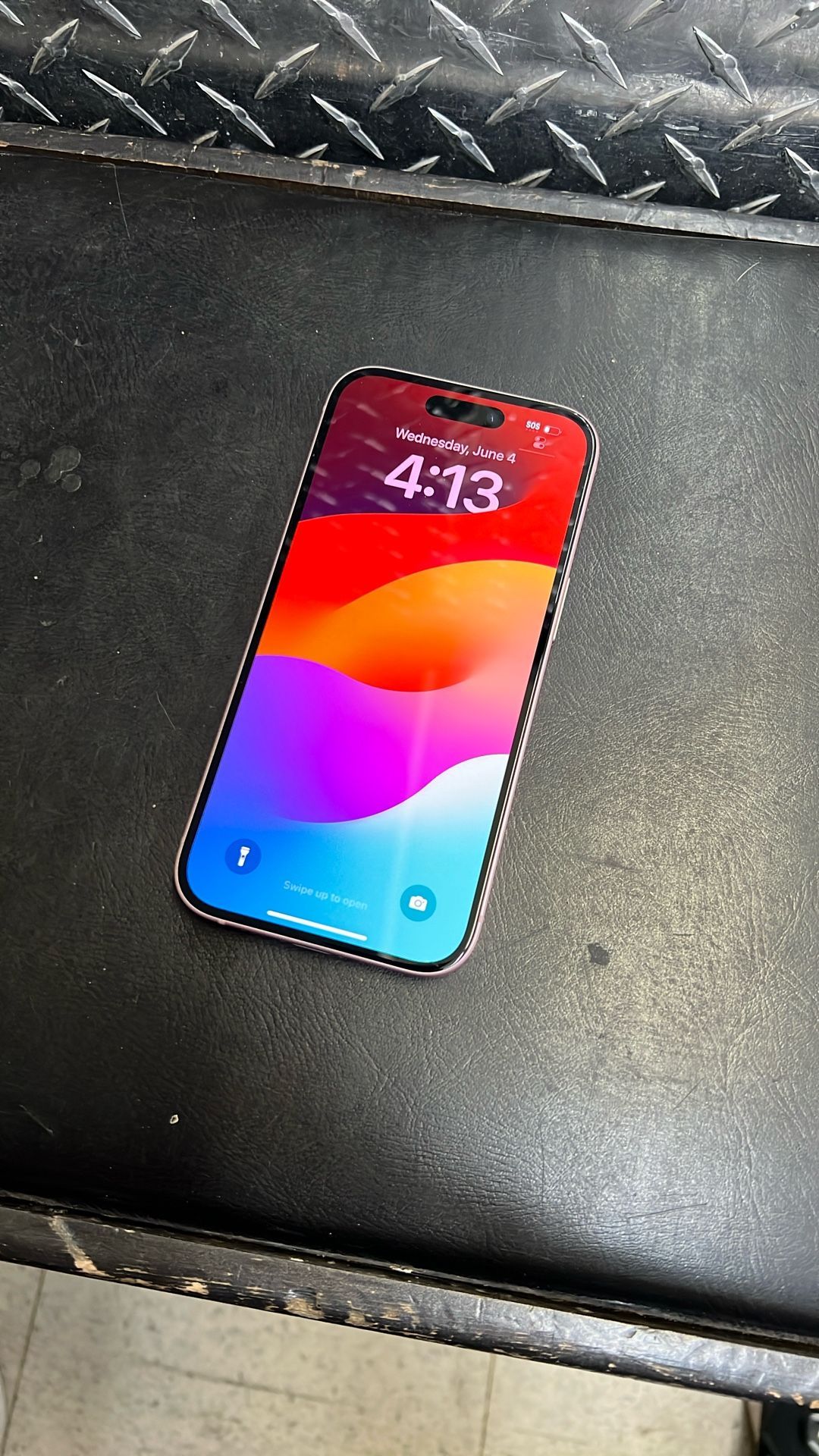 Apple iPhone 15 A2846 128gb Pink Smartphone