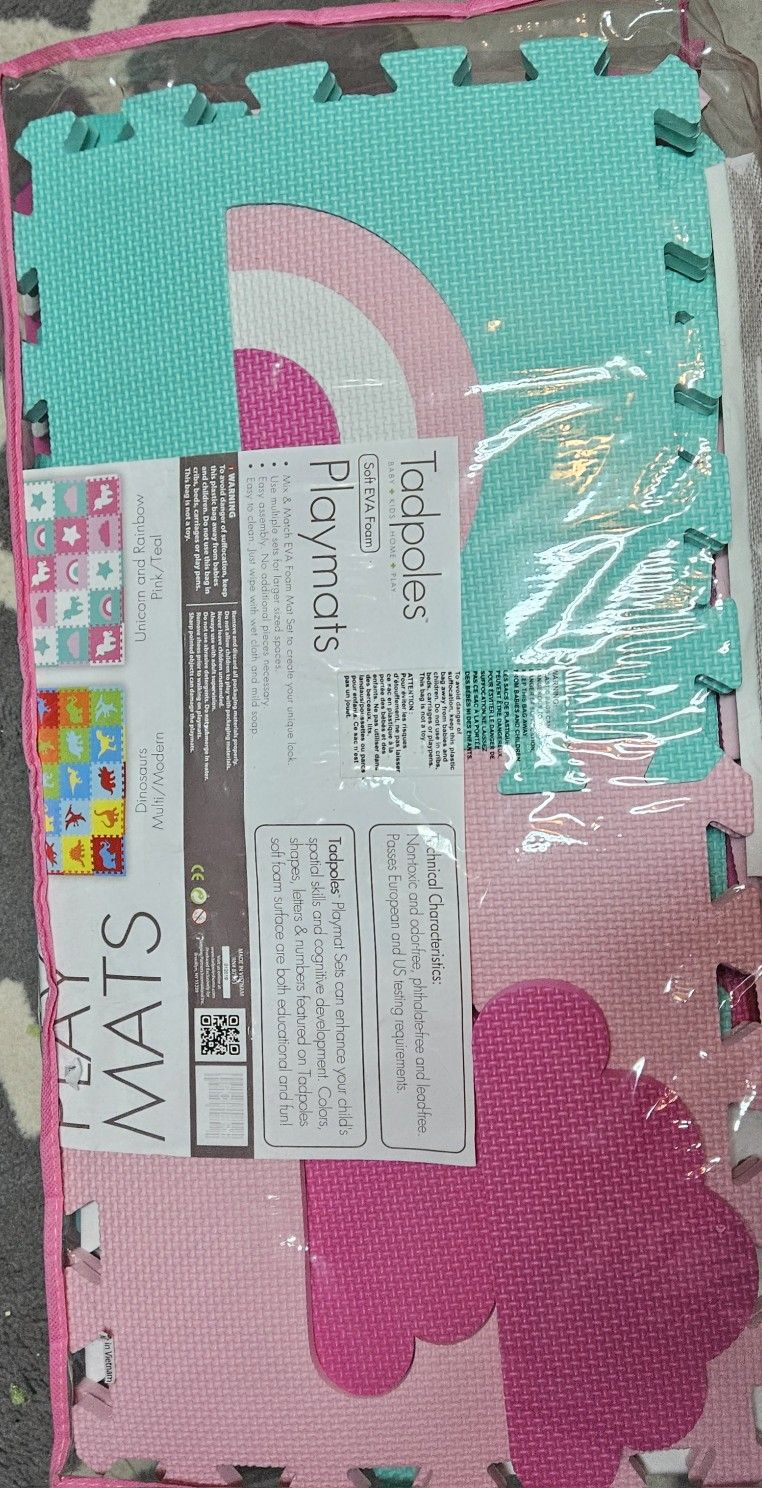 Playmat-Unicorns And Rainbows