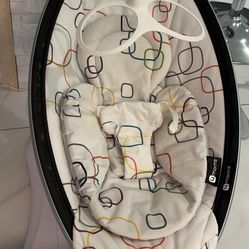 4moms mamaRoo 4 Multi-motion Baby Swing