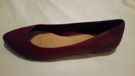 women's flats-size 9