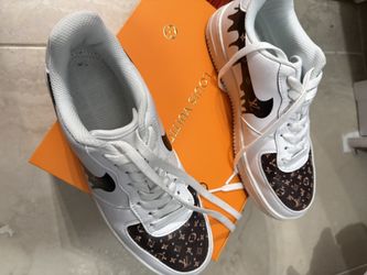 Designer Sneakers Size 42