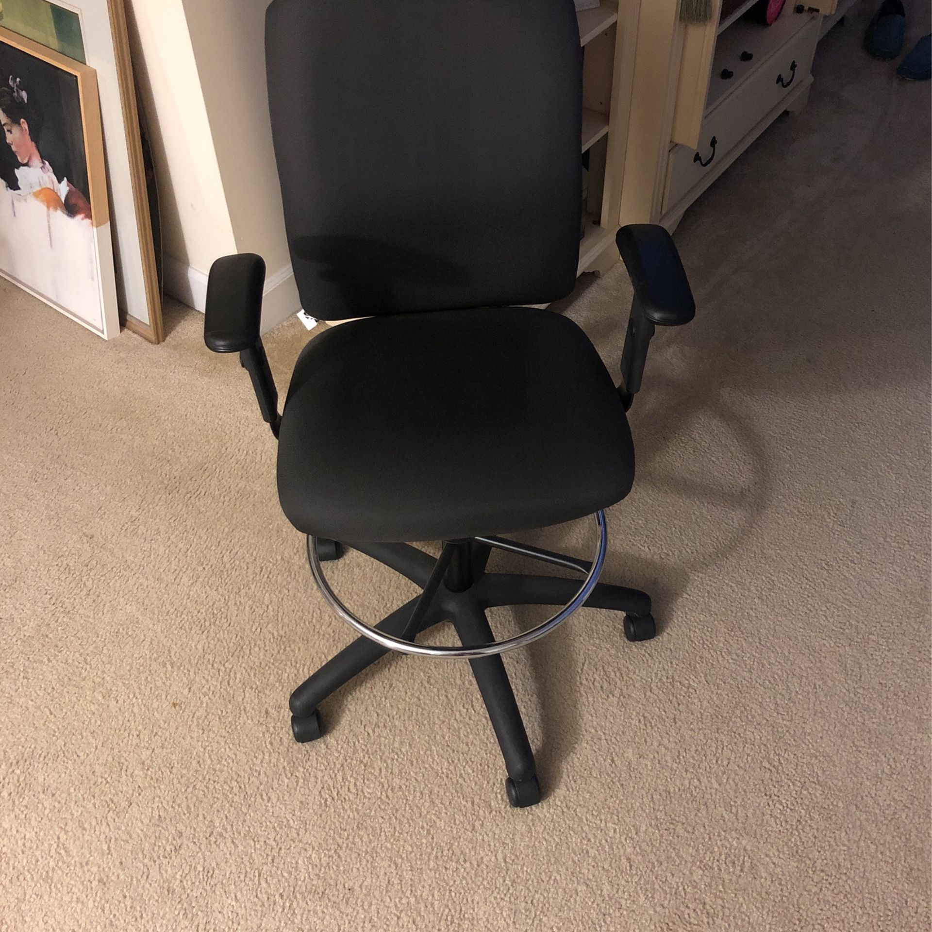 Adjustable Office Chair - Grey And Black