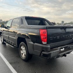  Chevrolet  Avalanche  Northface Edition