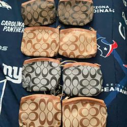 Small Coach Pouch With Zipper 