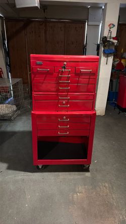 Torin tool red cart with drawers