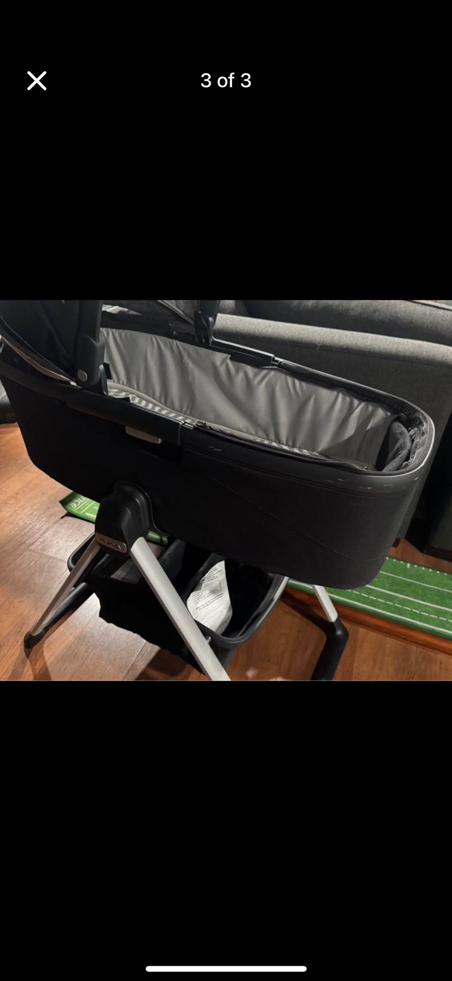 Nuna bassinet With Stand