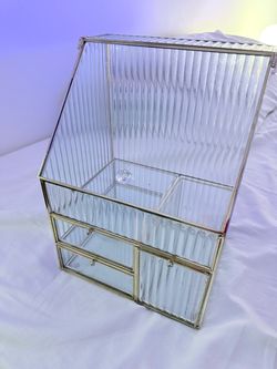 Makeup Organizer