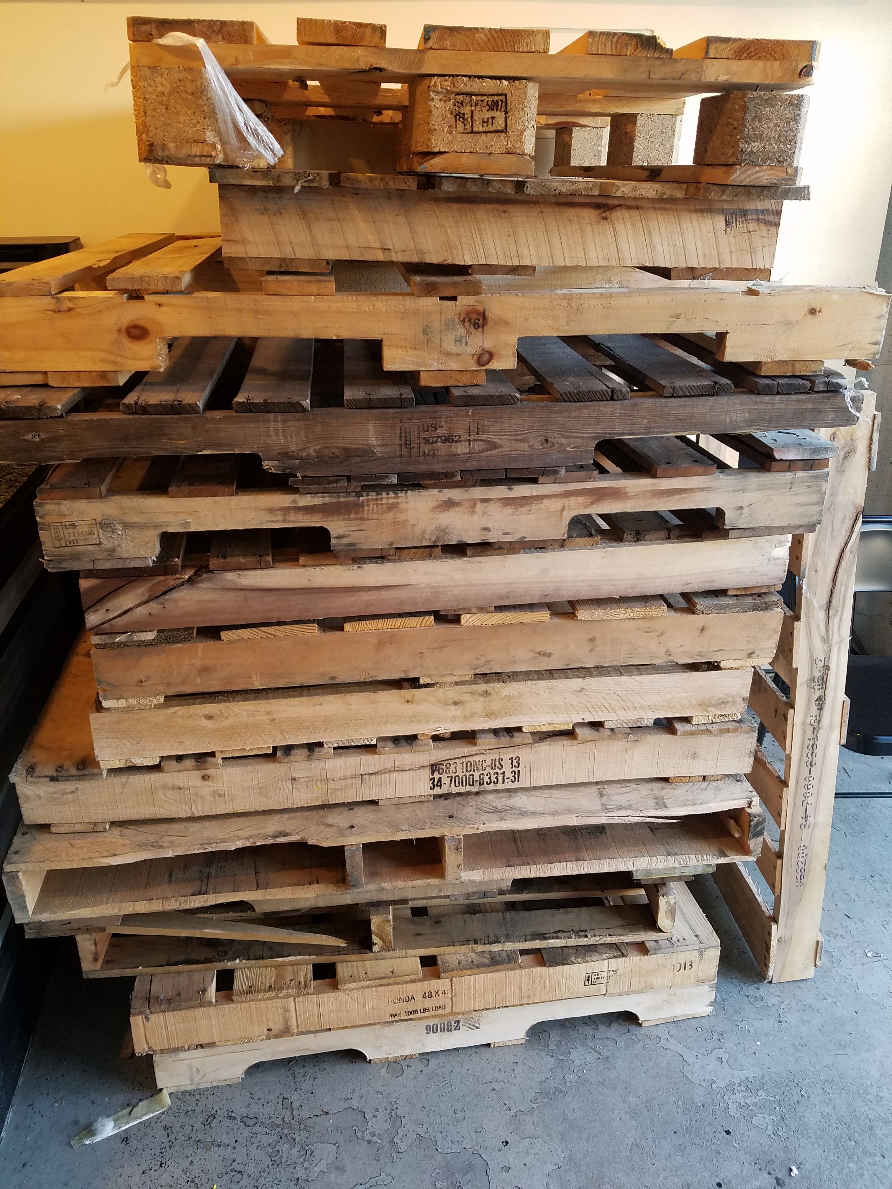 FREE wooden pallets