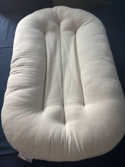 Snuggle me organic infant lounger