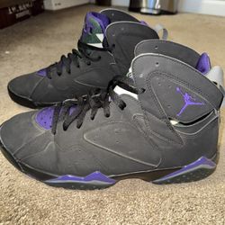 Worn 1 . Retro 7 