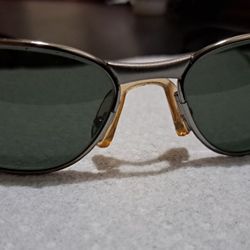 VINTAGE 90'S RAY BAN'S Sunglasses,case