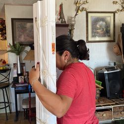 Got One 6 Foot Blind And One  5 Foot Good Condition 