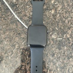 Apple Watch SE 44MM With Cellular / Charger Included 