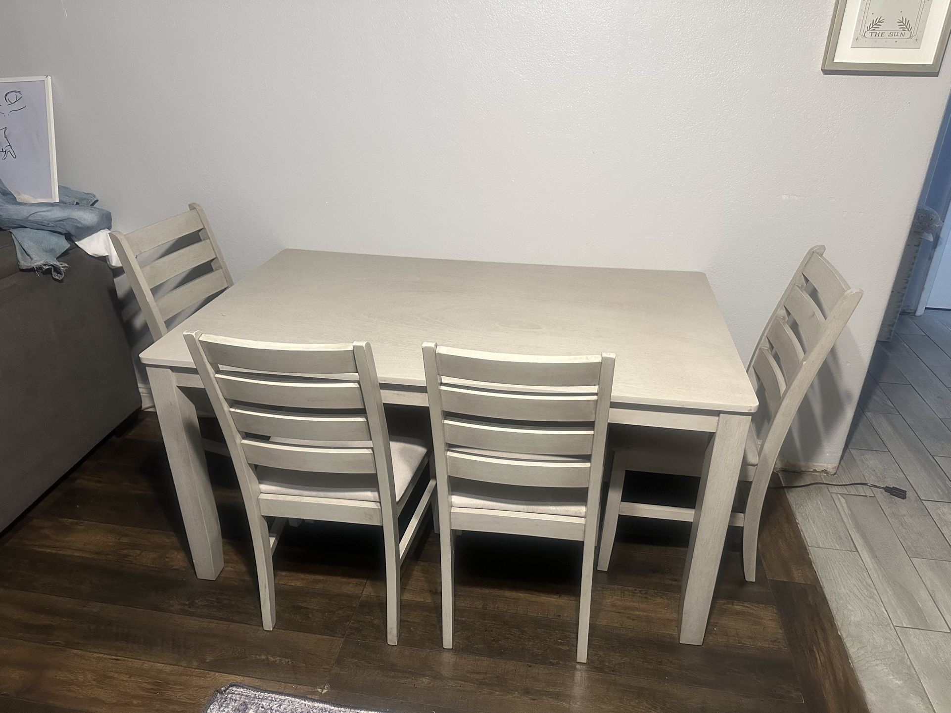 Kitchen Table And Chairs
