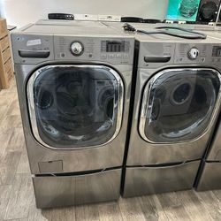 LG mega capacity washer and dryer set electric with warranty