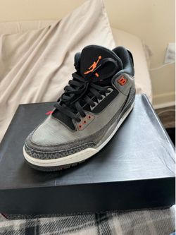 2011 Jordan 3 (size 9)