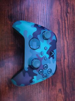 Blue camo controller