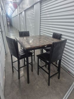 Dinning table 4 chair