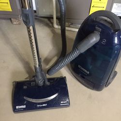 Kenmore canister vac with tools on board