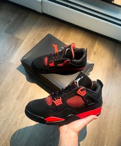 Jordan 4 Red Thunder